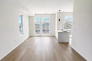546 Saratoga St, Boston, MA 02128 - Photo 1