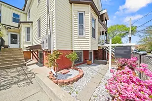 29 Hanson St, Somerville, MA 02143 - Photo 1