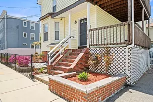 29 Hanson St, Somerville, MA 02143 - Photo 3