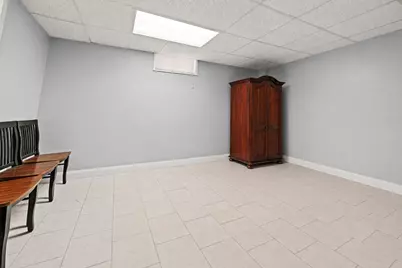 29 Hanson St #1, Somerville, MA 02143 - Photo 33