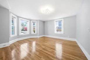 29 Hanson St, Somerville, MA 02143 - Photo 9
