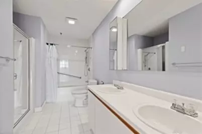 3920 Mystic Valley Pkwy #913, Medford, MA 02155 - Photo 15