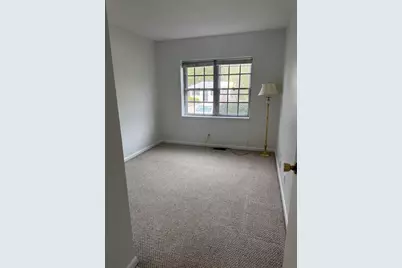 137 Lake Shore Rd #2, Boston, MA 02135 - Photo 3