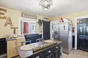 24 Lawrence St, Fitchburg, MA 01420 - Photo 17