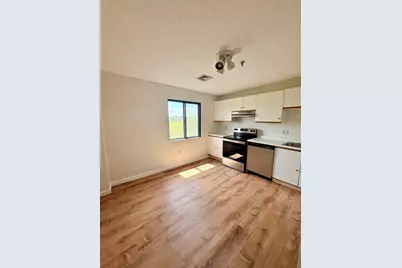 3920 Mystic Valley Pkwy #613, Medford, MA 02155 - Photo 7