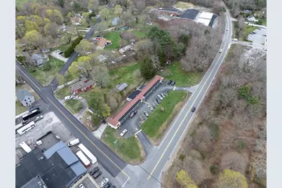 1148 American Legion Hwy, Westport, MA 02790 - Photo 9