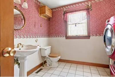 67 Blackstone, Blackstone, MA 01504 - Photo 11