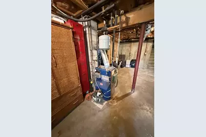 222 Bridge St, Warren, MA 01083 - Photo 31