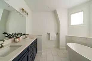 36 Laurel St, Somerville, MA 02143 - Photo 17