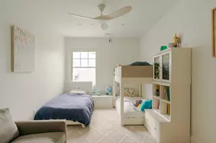 36 Laurel St, Somerville, MA 02143 - Photo 21