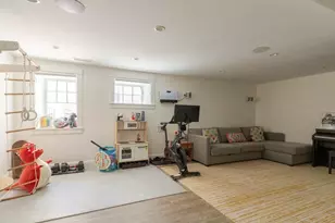 36 Laurel St, Somerville, MA 02143 - Photo 29