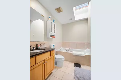 157 W 6th St #A, Boston, MA 02127 - Photo 7