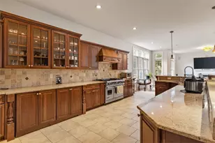 Six Ashley Ct, Lynnfield, MA 01940 - Photo 7