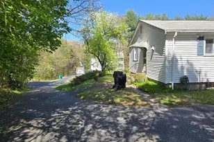12 Charles St, Douglas, MA 01516 - Photo 5