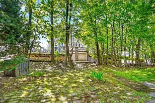 16-18 Russell Rd, Newton, MA 02458 - Photo 41