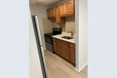 346 Lincoln #16, Waltham, MA 02451 - Photo 3