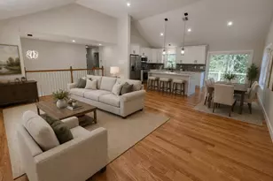 272 S Main St, Hopedale, MA 01747 - Photo 9
