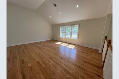 272 S Main St, Hopedale, MA 01747 - Photo 7