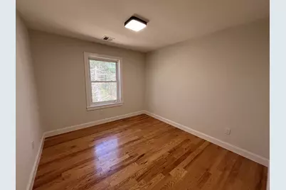 272 S Main St, Hopedale, MA 01747 - Photo 17