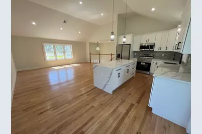 272 S Main St, Hopedale, MA 01747 - Photo 13