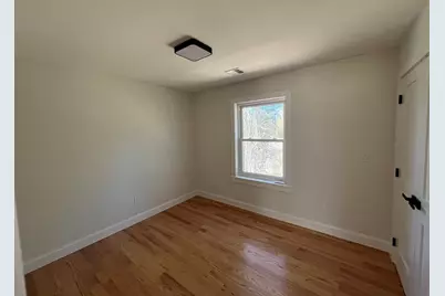 272 S Main St, Hopedale, MA 01747 - Photo 17