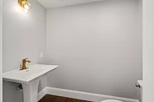 20 Mechanic Square, Marblehead, MA 01945 - Photo 7