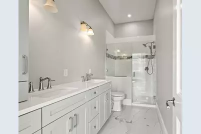 20 Mechanic Square #2, Marblehead, MA 01945 - Photo 5