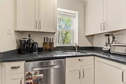 395 Broadway #R5E, Cambridge, MA 02139 - Photo 11