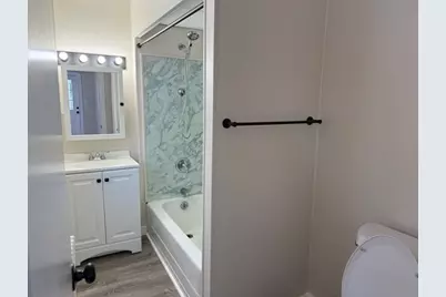 142 Hamilton St, Southbridge, MA 01550 - Photo 31
