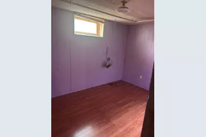 349 Oak St, Clinton, MA 01510 - Photo 9
