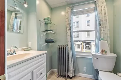 28 Lakewood St, Worcester, MA 01603 - Photo 17