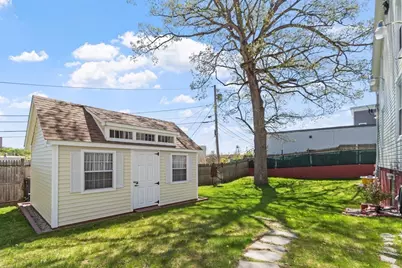 28 Lakewood St, Worcester, MA 01603 - Photo 3