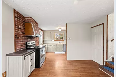 15 Waterman, Auburn, MA 01501 - Photo 9