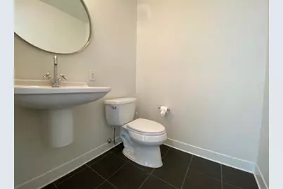 2 Earhart St #910, Cambridge, MA 02141 - Photo 7