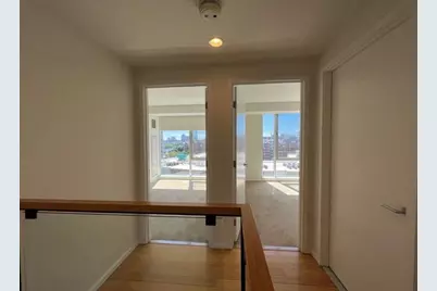 2 Earhart St #910, Cambridge, MA 02141 - Photo 11