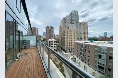 2 Earhart St #910, Cambridge, MA 02141 - Photo 17