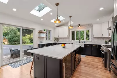 53 W Plain St #B, Wayland, MA 01778 - Photo 5