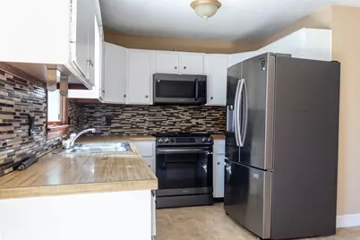 37 Blendall St. #37, Brockton, MA 02302 - Photo 3