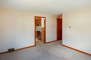 17 McBride St, Springfield, MA 01104 - Photo 15