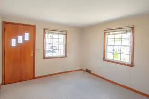 17 McBride St, Springfield, MA 01104 - Photo 13