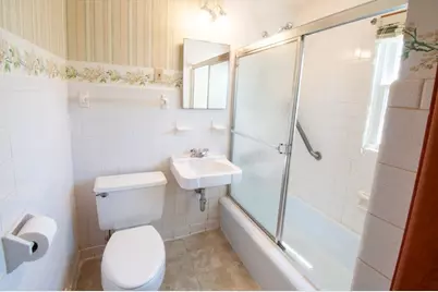 17 McBride St, Springfield, MA 01104 - Photo 21