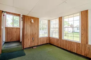 17 McBride St, Springfield, MA 01104 - Photo 23