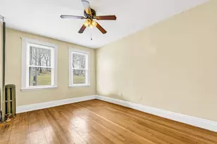 86 Winthrop St, Boston, MA 02119 - Photo 9