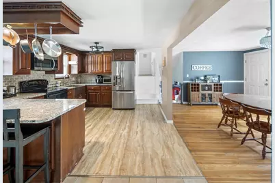 118 North St, Grafton, MA 01519 - Photo 9