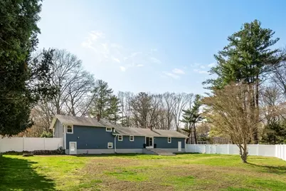 118 North St, Grafton, MA 01519 - Photo 3