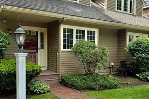 6 Lilac Ct, Hopkinton, MA 01748 - Photo 1