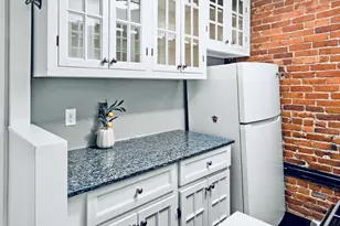 11 Albemarle St, Boston, MA 02115 - Photo 13