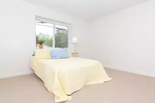 137 Winthrop St, Framingham, MA 01702 - Photo 11