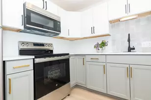 137 Winthrop St, Framingham, MA 01702 - Photo 3