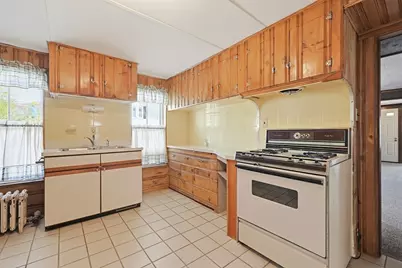 511 Ash St, Brockton, MA 02301 - Photo 13